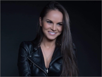 Adriana Hranáčová - Bass Awards 2021 - Kategorie DJka Roku