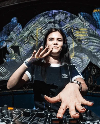 Crystal – 13. místo CZ/SK DJka Drum & Bass 2022 | Bass Awards