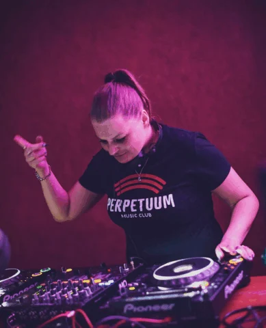 F@R DeeJane – 75. místo CZ/SK DJka 2023 | Bass Awards